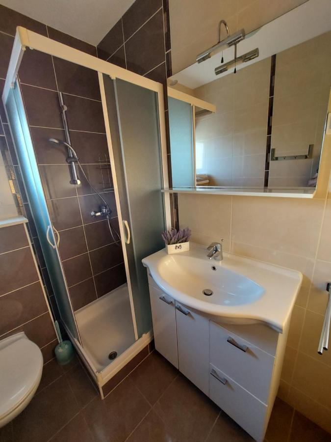 Guest House As Vodice Exterior foto