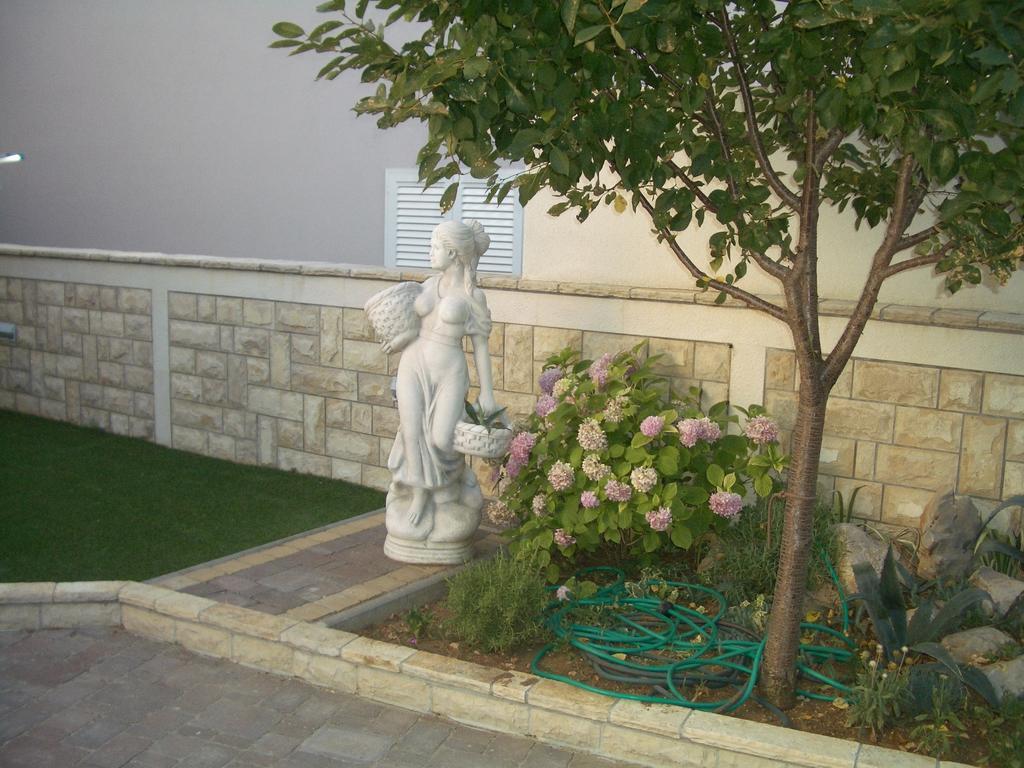 Guest House As Vodice Exterior foto