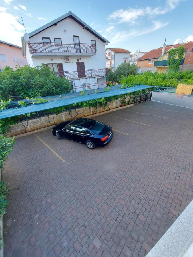 Guest House As Vodice Quarto foto