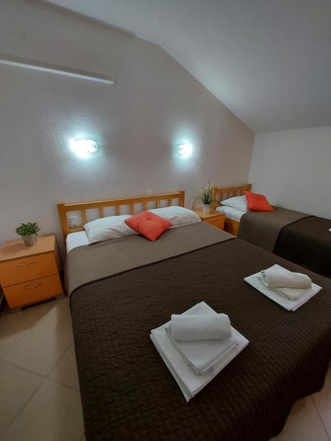 Guest House As Vodice Exterior foto